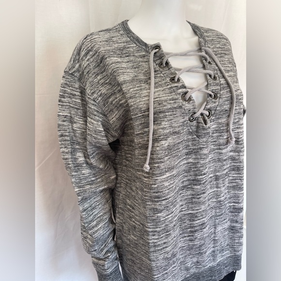 Victoria Secret PINK oversized sweatshirt - Picture 3 of 10